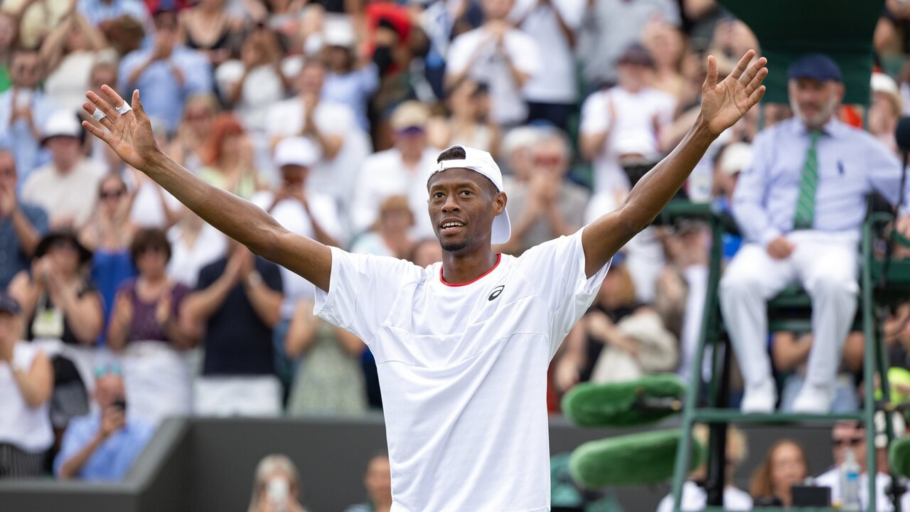Najväčšie prekvapenie Wimbledonu Eubanks. Dôveru mu dodali tri elitné tenistky