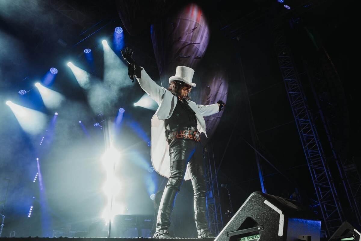 Hollywood Vampires - Alice Cooper