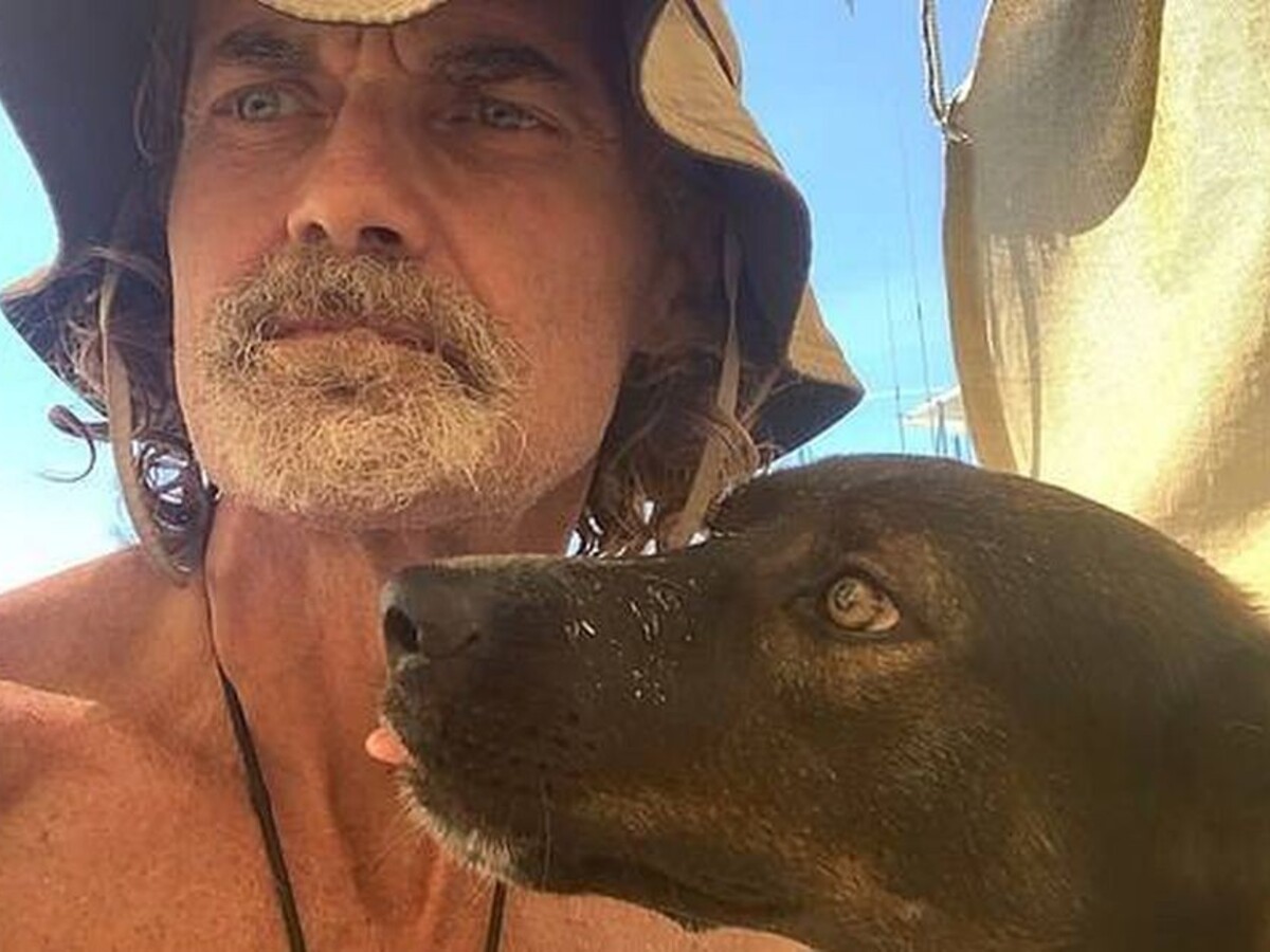 Tim a Bella stroskotali na dva mesiace na mori. Prešiel som ťažkou skúškou, povedal námorník