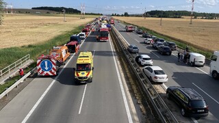 V Česku sa zrazili dva autobusy. Účastníkom nehody bol aj slovenský autobus