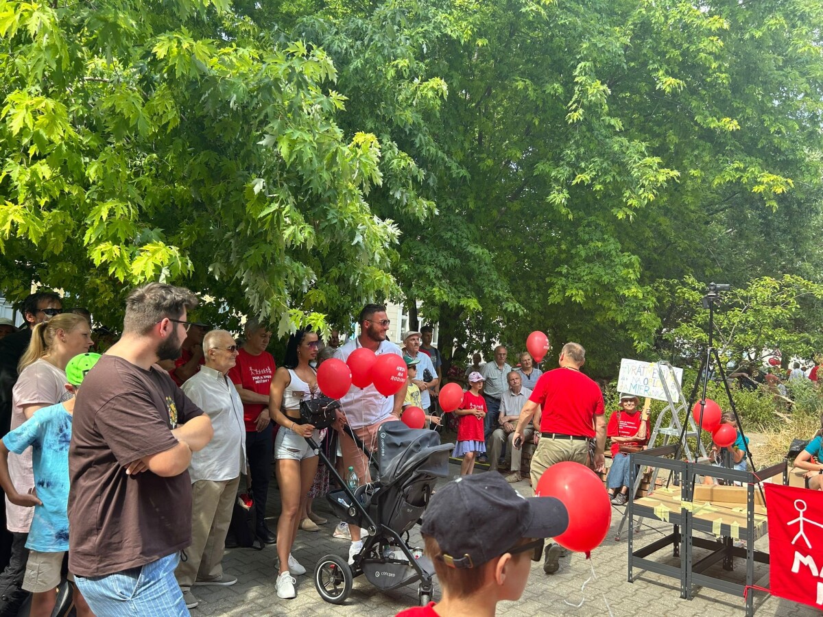 Pochod Hrdí na rodinu