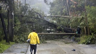 Filipíny zasiahol silný tajfún Doksuri, doteraz si vyžiadal jednu obeť