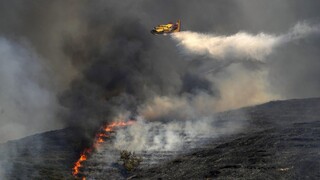 Požiare v Grécku na mapách a satelitných snímkach: Rozsah škôd je obrovský
