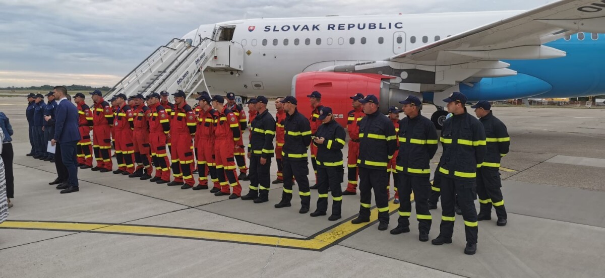 slovenskí hasiči letia na Rodos