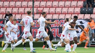 Spartak Trnava si dal v predĺžení vlastný gól. Podľahol tak Trenčínu