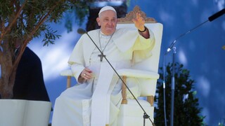 Pápež v Portugalsku: Veľmi ničíme plánetu, mladí musia urobiť zmenu