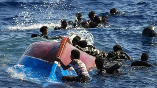 V Stredomorí sa potopili dve lode s migrantmi. Vyše 30 ľudí je nezvestných