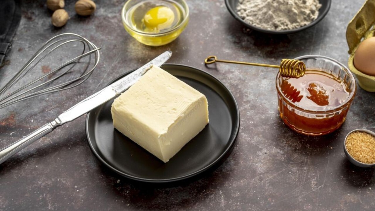 Maslo je v kuchyni neoceniteľné: Vďaka nemu nevykypí z hrnca a ruky nebudú smrdieť od rýb