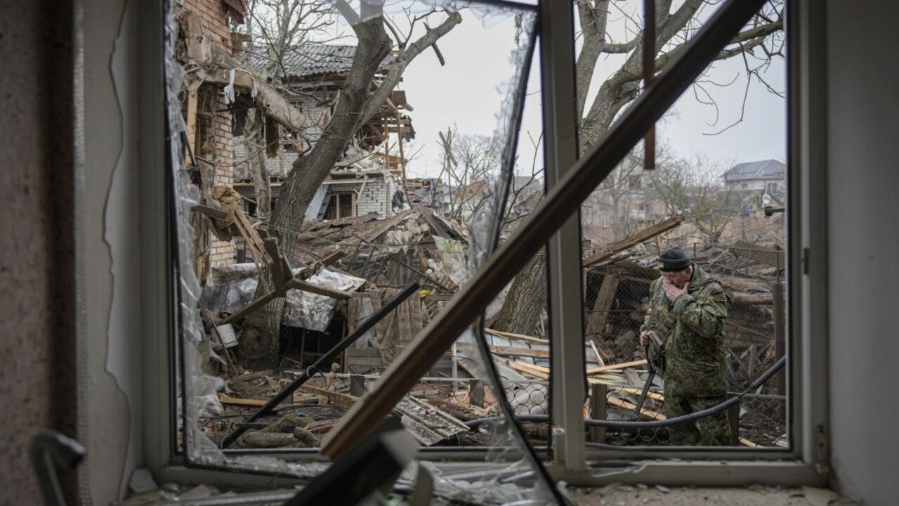 Rusi útočili v Chersone aj Charkovskej oblasti. Ukrajina hlási tri obete