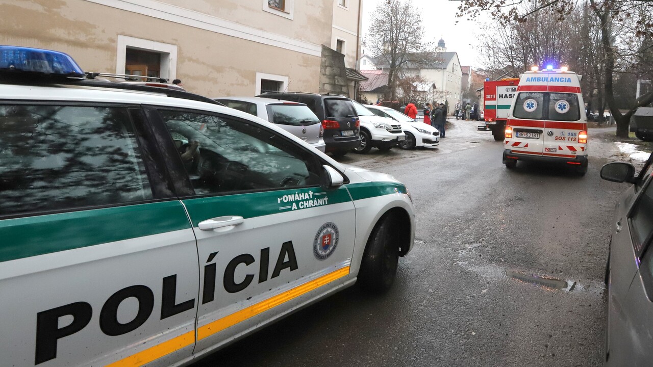 Nešťastná láska? Konflikt na svadobnej hostine, žena skončila so zlomeným nosom