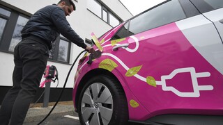 V prvom polroku 2023 sa na Slovensku zaregistrovalo takmer 2000 elektromobilov