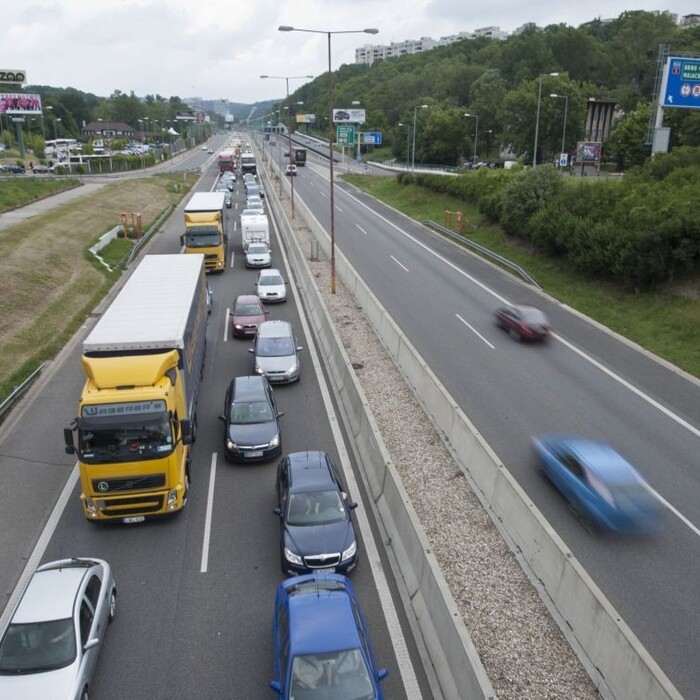 Diaľničiari môžu podpísať miliónovú zákazku s Czechtollom. Nevýhodné mýto od Skytollu nadobro nekončí
