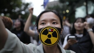 FOTO: Vypustenie vody z Fukušimy rozpútalo protesty. Kórejskí aktivisti vyšli do ulíc