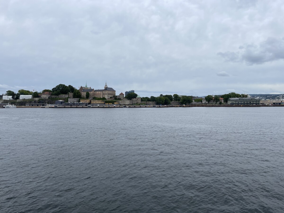 Výhľad na mesto a na pevnosť Akershus