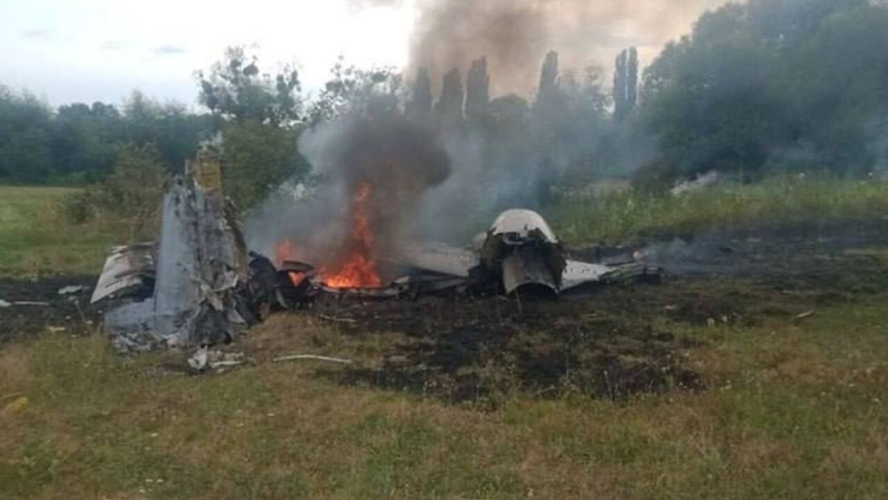 Na Ukrajine sa zrazili dve lietadlá československej výroby. Jeden z pilotov bol legenda