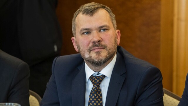 KDH hlási novú posilu. K hnutiu sa pripojí exminister spravodlivosti Karas