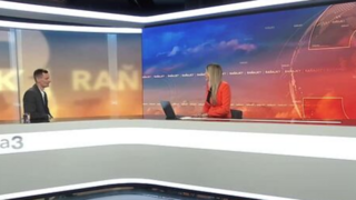 Dezinformáciám a hoaxom sa pred voľbami darí. Ako si vieme informácie rýchlo overiť?