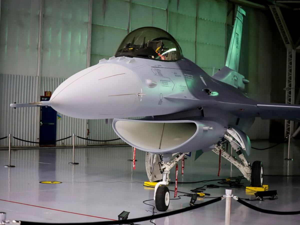 Stíhačka F-16