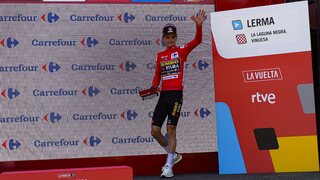 Vuelta: Molano triumfoval v 12. etape, Kuss si udržal červený dres