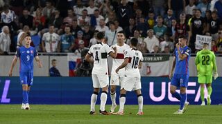 Slovensko prehralo po góle Bruna Fernandesa 0:1. Sokoli odohrali s Portugalcami vyrovnaný zápas