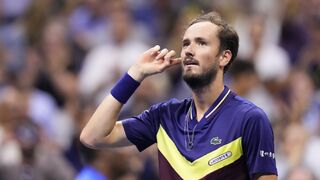 US Open: Medvedev zdolal Alcaraza, vo finále nastúpi proti Djokovičovi