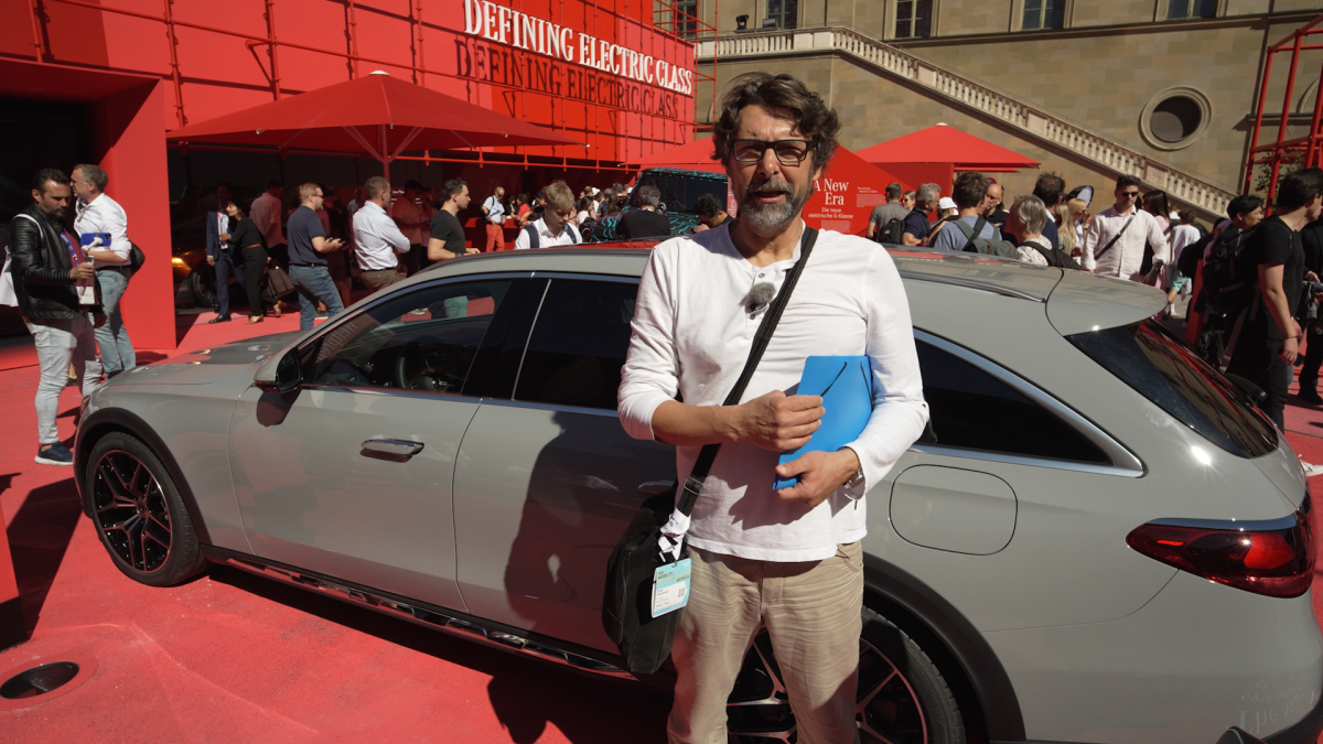 XXXXXX HHHHH.00_11_06_01.Still006.jpg