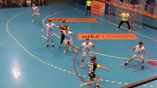 Druhé kolo Niké extraligy hádzanárov malo až tri stretnutia. Vlaňajší nováčik začal úspešne