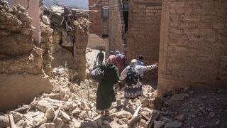 Maroko sa spamätáva z ničivého zemetrasenia. Počet obetí stúpa, ľudí vystrašil dotras