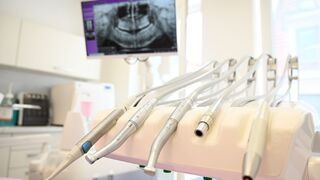 Zlé správy pre Slovákov. Zubné benefity v zdravotných poisťovniach končia