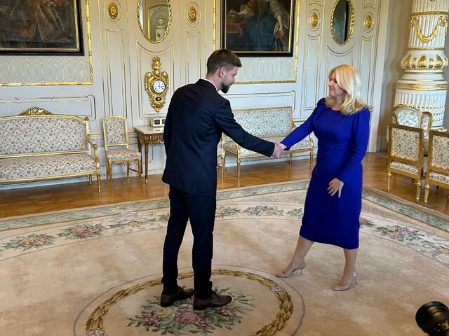 V Prezidentskom paláci bolo rušno. Prezidentka prijala Šimečku, rokuje s inými lídrami o možnej spolupráci 