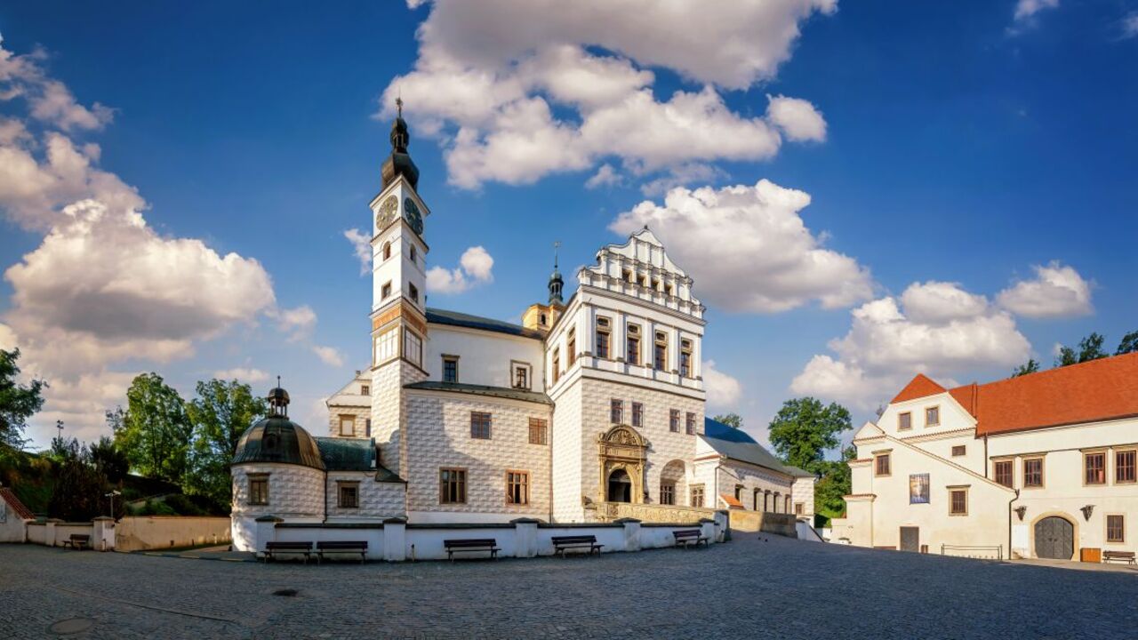 Zámek Pardubice_Robert Průcha_archiv DSVČ 3.jpg