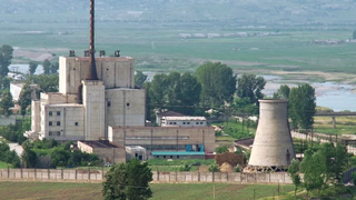 KĽDR zastavila jadrový reaktor. Južná Kórea sa obáva, že využije plutónium na výrobu nukleárnych zbraní