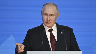 Putin prezradil, čo sa stalo v lietadle smrti, v ktorom bol aj Prigožin. Test na prítomnosť drog a alkoholu v krvi nerobili