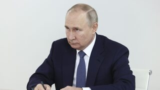 Ďalší svetový líder je v zahraničí. Putin bude v Číne rokovať so Si Ťin-pchingom a niektorými ázijskými lídrami