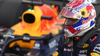 Verstappen nedal v sezóne súperom šancu. Titul zaklincoval druhým miestom v šprinte, víťazom sa stal Piastri