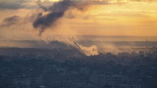 Z humanitárneho prímeria v Pásme Gazy by profitoval Hamas. Teroristi prepustili ďalšie dve rukojemníčky