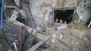 Humanitárna tvár USA. Izrael po tlaku z Washingtonu obnovil dodávky vody na juh Gazy, chce podporiť evakuáciu