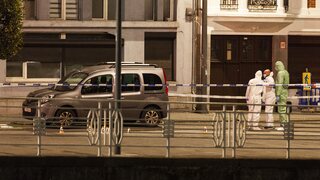 Belgickí policajti postrelili pravdepodobného páchateľa, ktorý zabil dvoch ľudí. Podozrivý zomrel v nemocnici