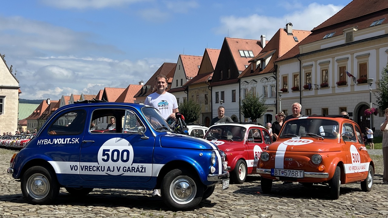 20230729_matovic_OLANO_bardejov_Fiat_500_kampan_volby_start_02975412.jpg