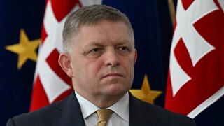 Slovensko neprevezme úlohu Poľska ako Orbánovho spojenca. Maďarsko podľa ekonóma nemôže dať Ficovi politickú ponuku