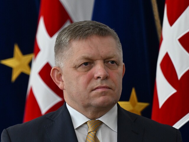 Slovensko neprevezme úlohu Poľska ako Orbánovho spojenca. Maďarsko podľa ekonóma nemôže dať Ficovi politickú ponuku