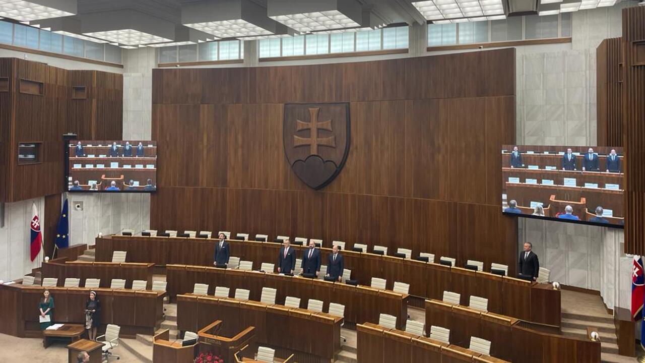 Ustanovujúca schôdza NR SR