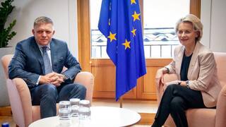 Staronový premiér v Bruseli: Fico sa stretol s von der Leyenovou a Šefčovičom. Informoval, že Slovensko bude mať vlastný názor 