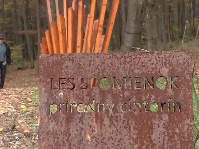 Splynuli s prírodou. V košickom Lese spomienok nenájdete mramor ani umelé vence