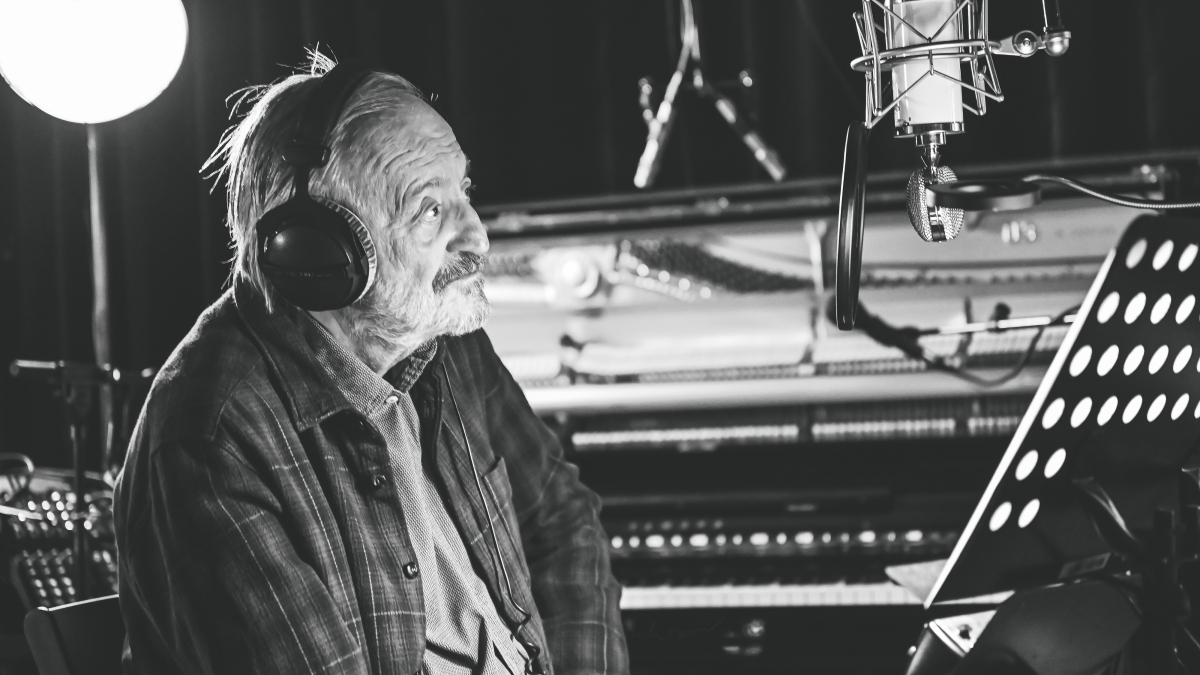 Milan Lasica-Basnenie (foto by Martina Mlü£chov†)-4.jpg