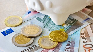 Slovensko sa aj naďalej rýchlo zadlžuje. Liberáli varujú pred ničením 2. piliera