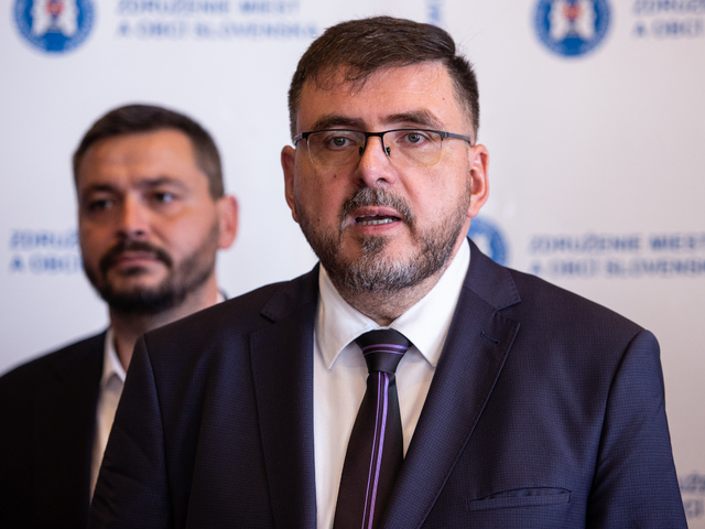Nechcú ísť cestou zvyšovania daní. Samosprávy varujú, že budú musieť obmedziť podporu športu a kultúry