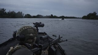 Úspech Ukrajincov. Rusov zatlačili niekoľko kilometrov od Dnepra, pripravili ich o dôležitú výhodu