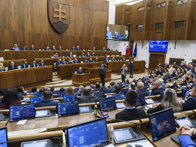 Začala sa šiesta schôdza vlády. Prečítajte si, na čom sa dohodla