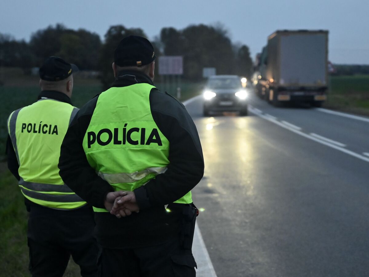 Polícia, kamión